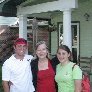 Meet your Posher, Eve